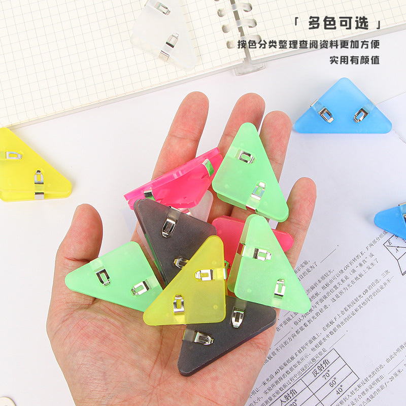 CouldNook Paper Corner Clip - Triangular Shape And Rounded Colored Panels