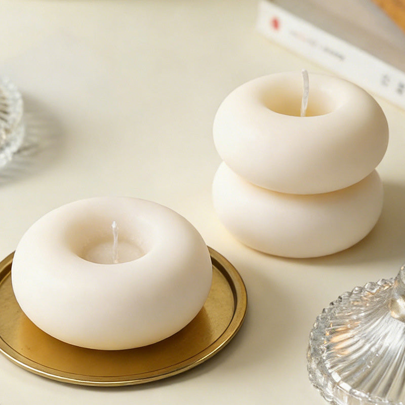 CouldNook Aesthetic Donut Scented Candle - Minimalist Ring Aromatherapy